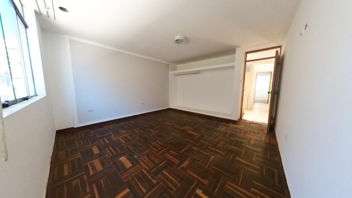 VENTA DE CASA DE 2 PISOS EN URB. FEDERICO VILLARREAL